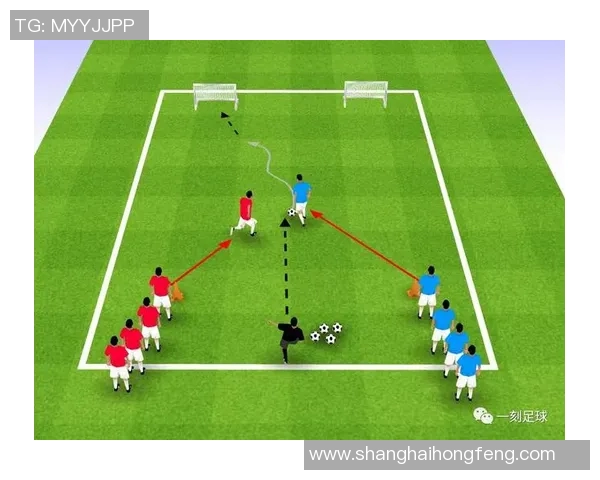 大学足球教材的全面解析与实用技巧分享助力青少年足球发展